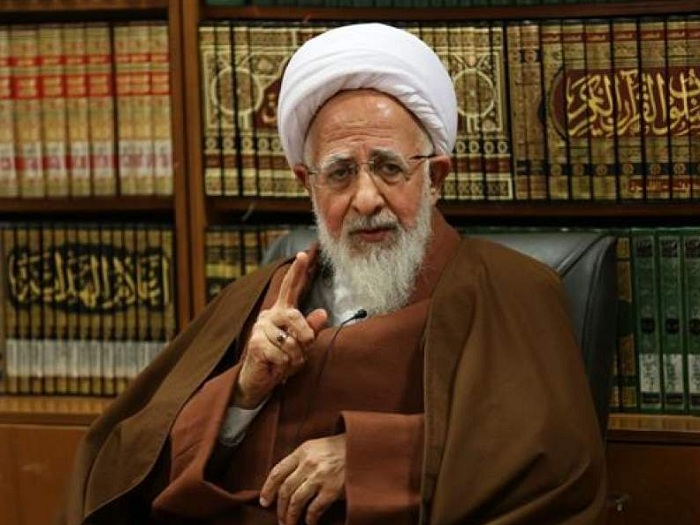 Ayatollah Javadi Amoli批评银行高利率